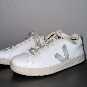 VEJA: CAMPO LEATHER WHITE PLATINE - White lifestyle shoes
